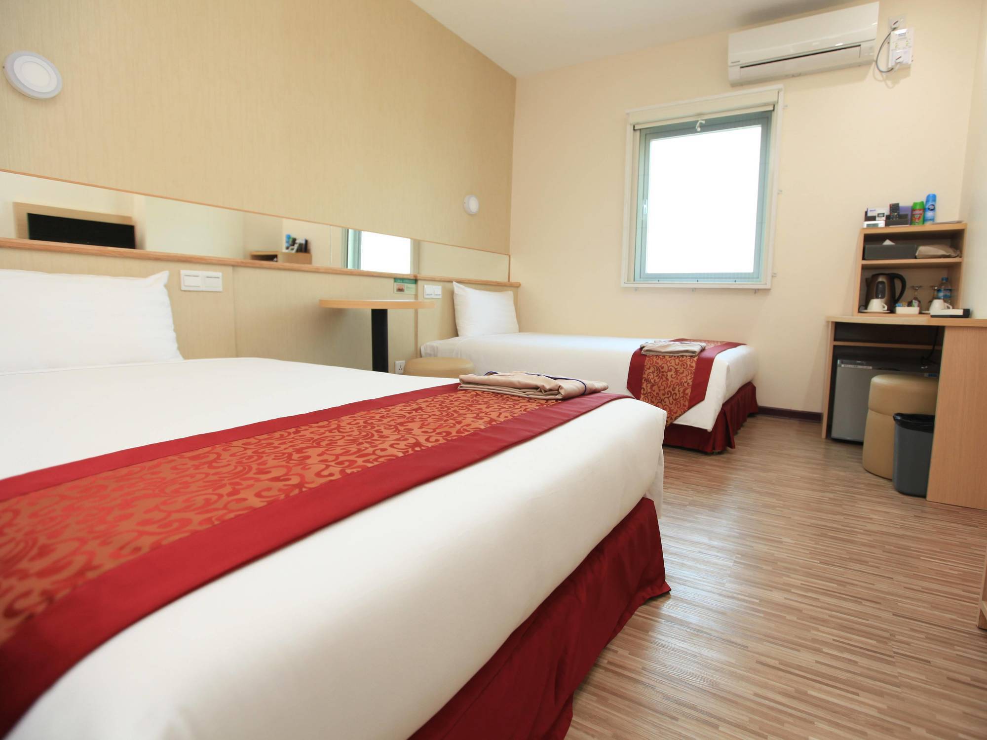 Super Hotel Rangun Kültér fotó