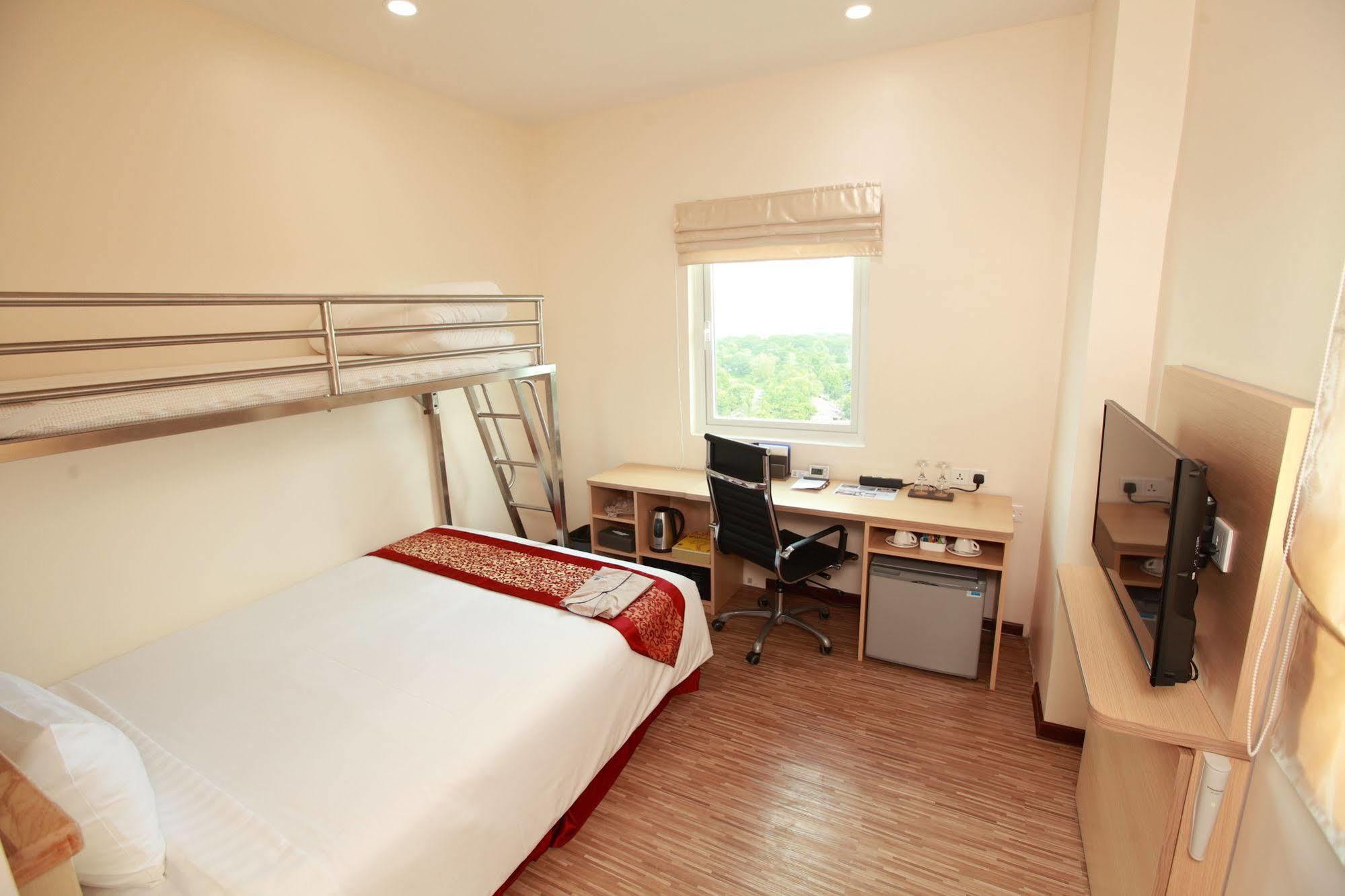 Super Hotel Rangun Kültér fotó